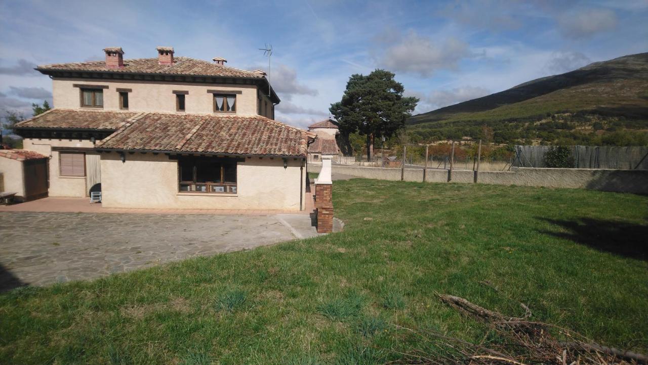 El Mirador Del Hayedo Villa Riofrio de Riaza Bagian luar foto